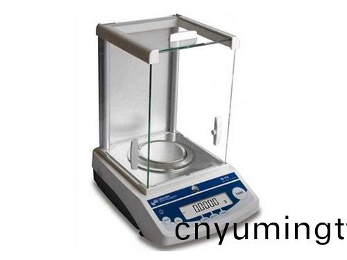 日(ri)本島(dao)津(jin)分(fen)析(xi)天(tian)平(ping)